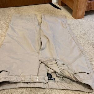 Lane Bryant size 18 capris